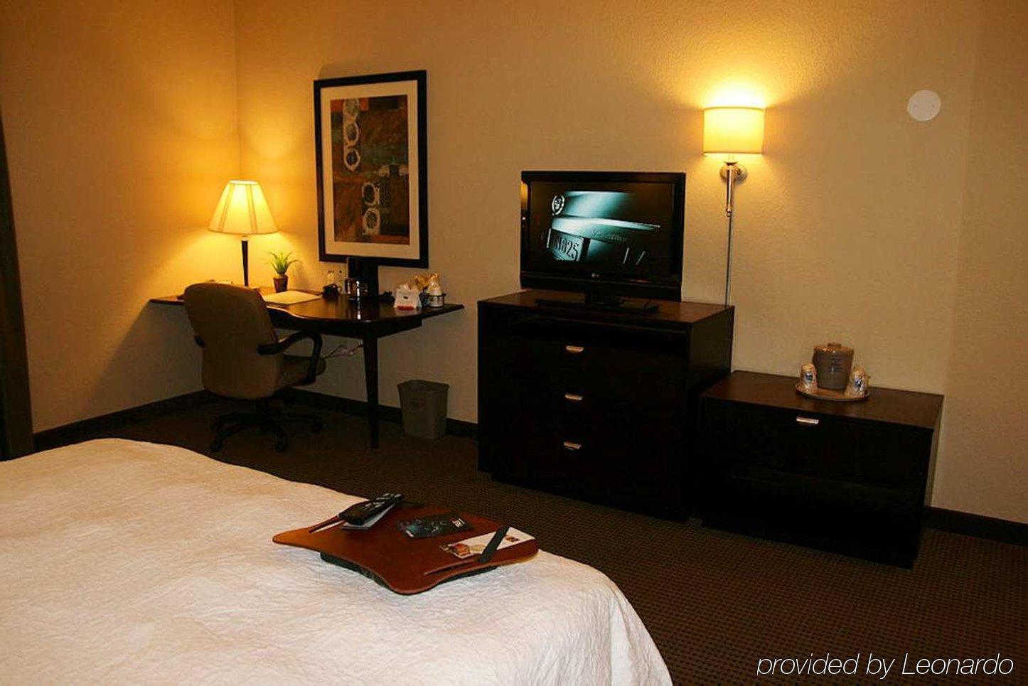 Hampton Inn & Suites Phoenix Glendale-Westgate Номер фото